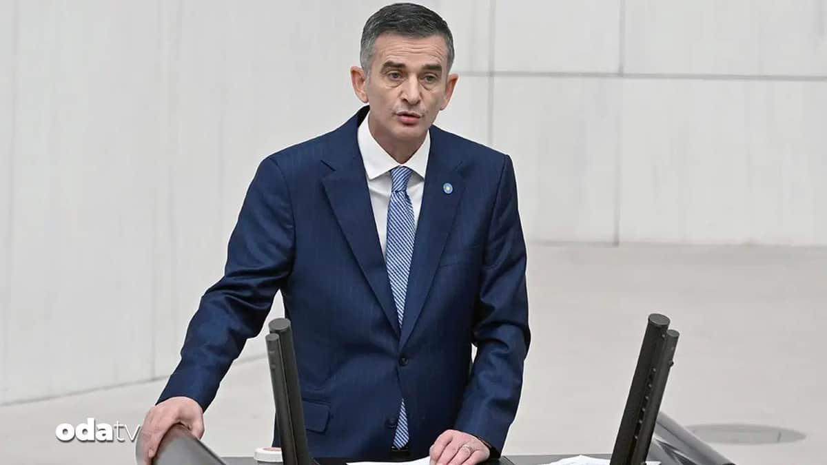 Ümit Dikbayır AKP'ye katılıyor Ümit Dikbayır AKP'ye katılıyor
