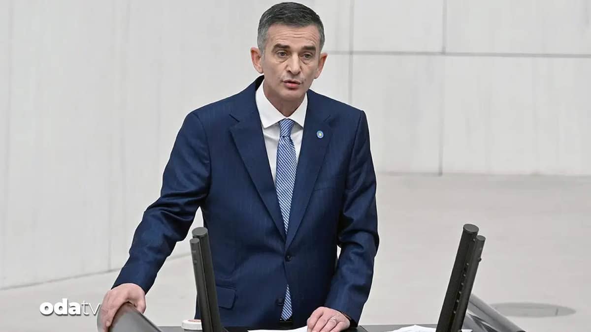 Ümit Dikbayır AKP'ye katılıyor Ümit Dikbayır AKP'ye katılıyor