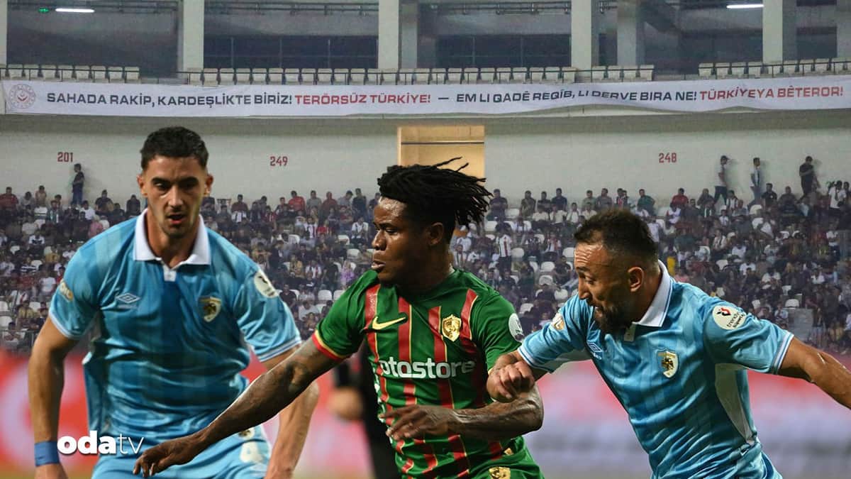 Amedspor-Erzurumspor maçında 'Terörsüz Türkiye' mesajı Amedspor-Erzurumspor maçında 'Terörsüz Türkiye' mesajı