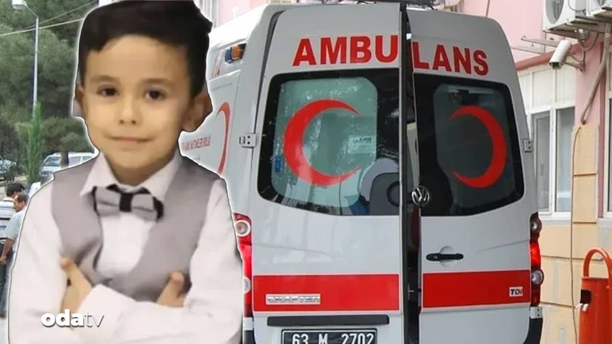 Şanlıurfa'da feci olay: Kale direğinin altında kalan çocuk kurtarılamadı Şanlıurfa'da feci olay: Kale direğinin altında kalan çocuk kurtarılamadı