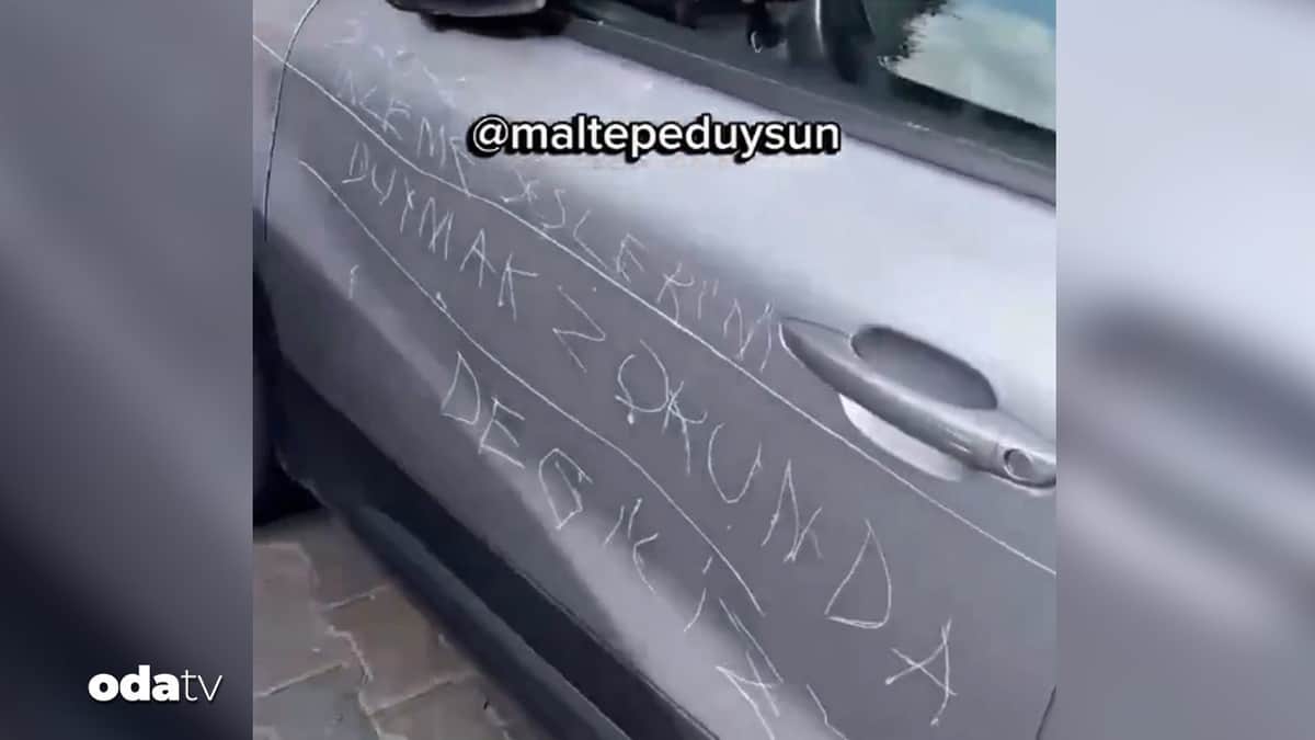Araca 'İnleme sesi duymak zorunda değiliz' notu kazıdılar Araca 'İnleme sesi duymak zorunda değiliz' notu kazıdılar