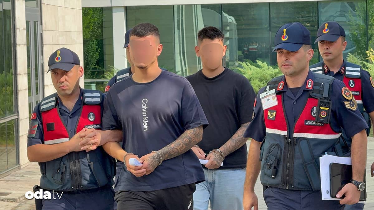 14 bin lira için genci kaçırıp darp ettiler: Tutuklandılar 14 bin lira için genci kaçırıp darp ettiler: Tutuklandılar