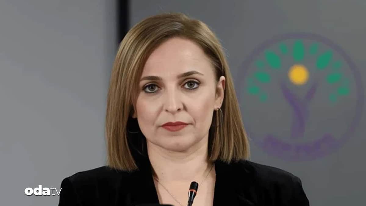 DEM Parti: 'Mazlum Abdi Türkiye'ye davet edilmeli' DEM Parti: 'Mazlum Abdi Türkiye'ye davet edilmeli'