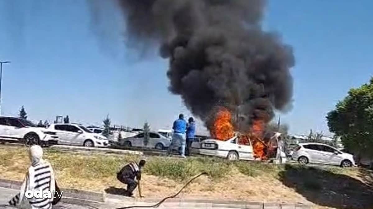 Hastane otoparkında korkutan yangın Hastane otoparkında korkutan yangın