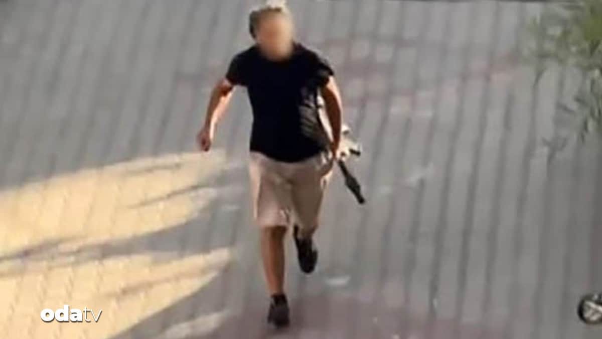 İzmir'de pompalı dehşeti: O anlar kameraya yansıdı İzmir'de pompalı dehşeti: O anlar kameraya yansıdı