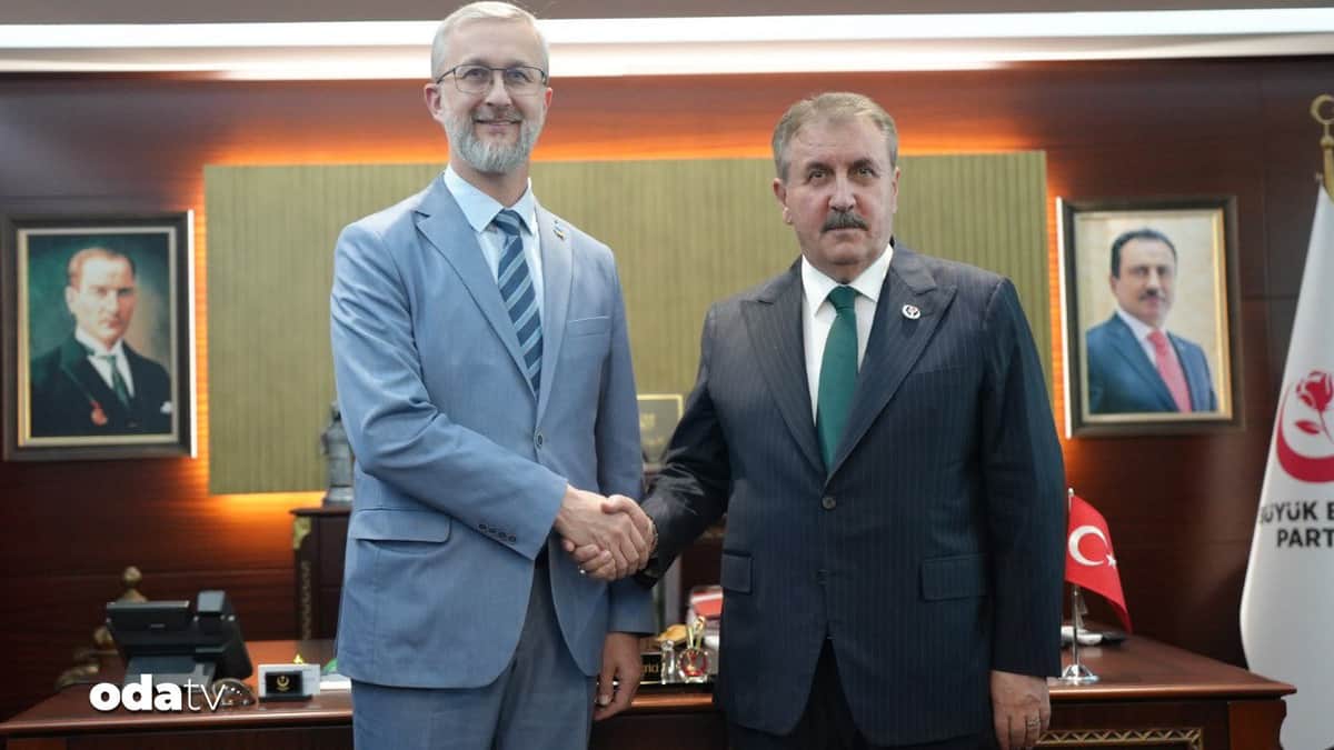 Mustafa Destici Ukrayna'ya sahip çıktı Mustafa Destici Ukrayna'ya sahip çıktı