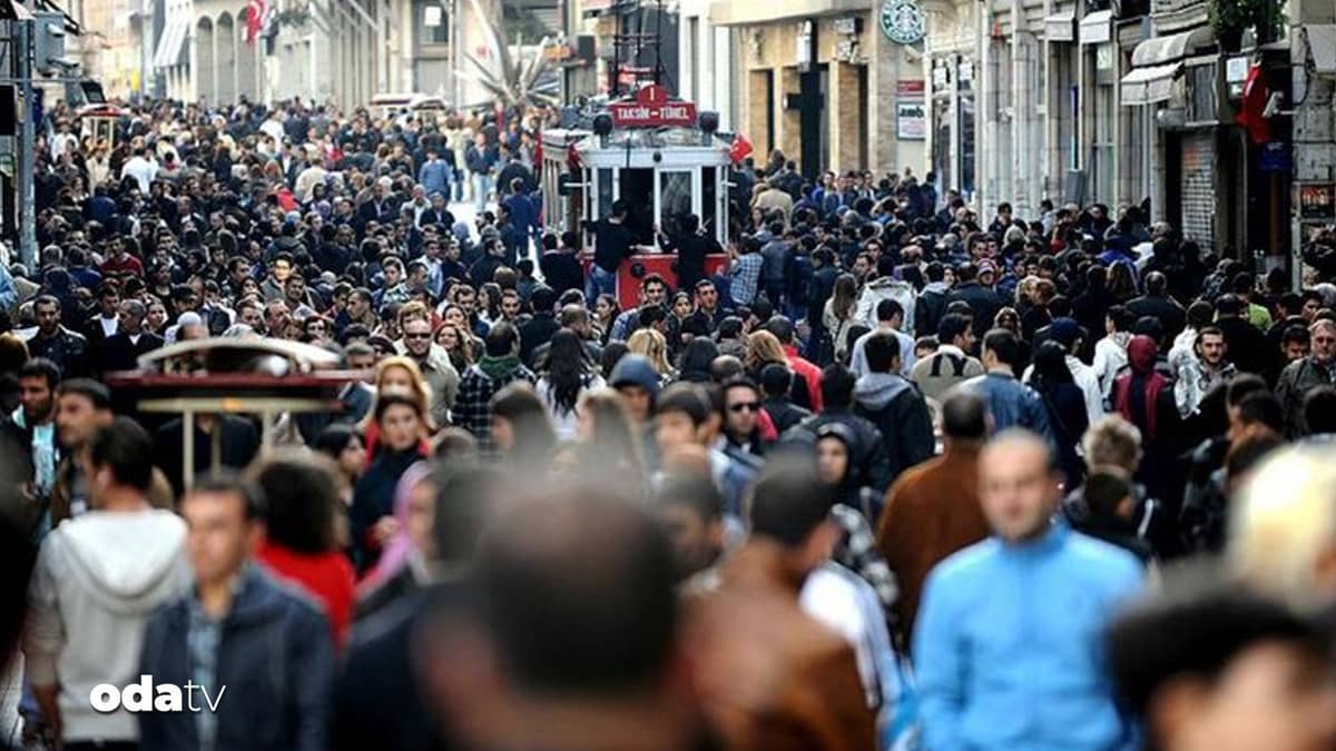 Kayıtlı işsiz sayısı 2 milyon 300 bini aştı Kayıtlı işsiz sayısı 2 milyon 300 bini aştı