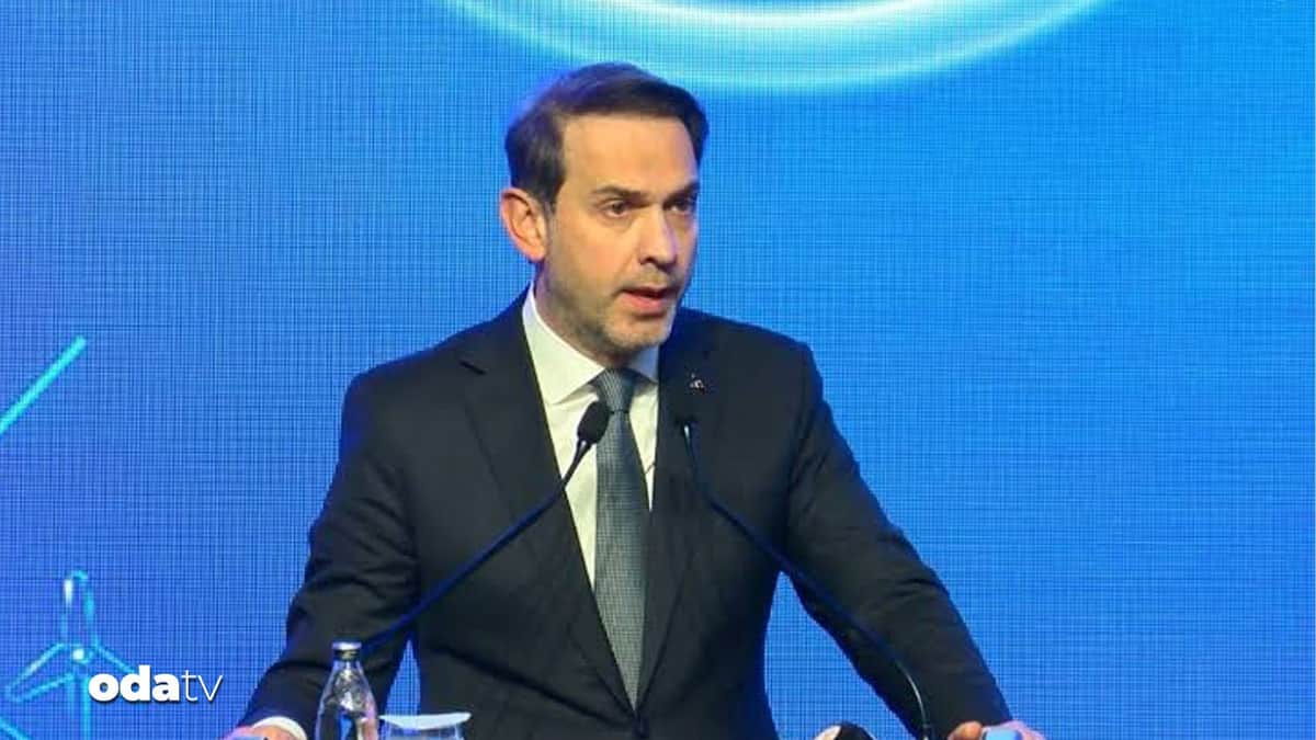 Bakan Bayraktar: 'Karadeniz’de petrol sondajına başlayacağız' Bakan Bayraktar: 'Karadeniz’de petrol sondajına başlayacağız'