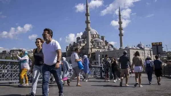 AKOM gün vererek uyardı... İstanbul’da sıcak hava alarmı AKOM gün vererek uyardı... İstanbul’da sıcak hava alarmı