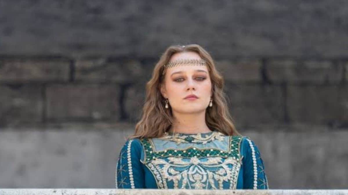 Merjem Šiljak kimdir? Aşk ve Taht'ın Destina'sı Merjem Šiljak kaç yaşında, nereli? Merjem Šiljak kimdir? Aşk ve Taht'ın Destina'sı Merjem Šiljak kaç yaşında, nereli?