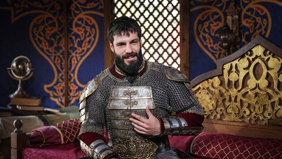 Serkan Çayoğlu'ndan 'Öngörü' ve 'Mehmed: Fetihler Sultanı' açıklamaları: 'Fatih gibi bir karakterde özgürüm diyemezsiniz' Serkan Çayoğlu'ndan 'Öngörü' ve 'Mehmed: Fetihler Sultanı' açıklamaları: 'Fatih gibi bir karakterde özgürüm diyemezsiniz'