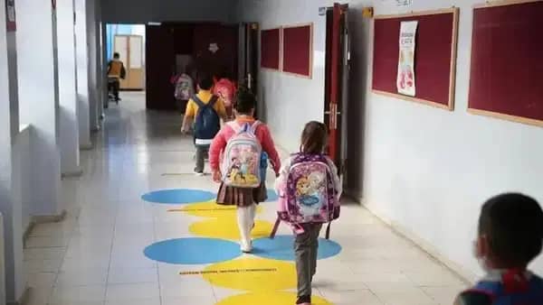 İBB'nin yeni dönem okul kayıt desteği başlıyor İBB'nin yeni dönem okul kayıt desteği başlıyor