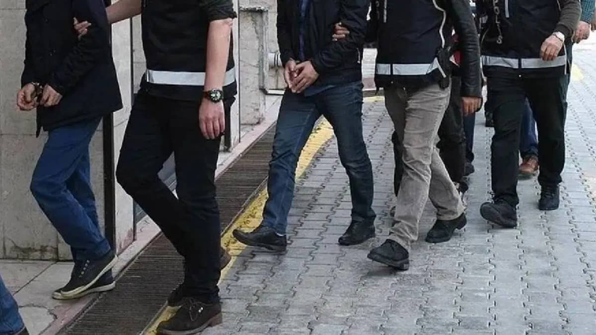 Ankara'daki fuhuş operasyonunda yeni gelişme: 12 şüpheli tutuklandı Ankara'daki fuhuş operasyonunda yeni gelişme: 12 şüpheli tutuklandı