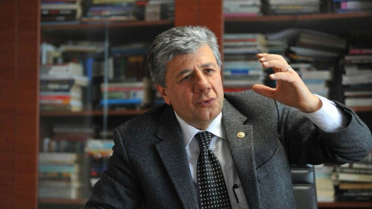 Mustafa Balbay’dan 'CHP kapatılsın dedi' iddialarına sert yanıt: 'Bu yorumu çıkarmak butlana gerekçe aramak kadar imkânsız' Mustafa Balbay’dan 'CHP kapatılsın dedi' iddialarına sert yanıt: 'Bu yorumu çıkarmak butlana gerekçe aramak kadar imkânsız'