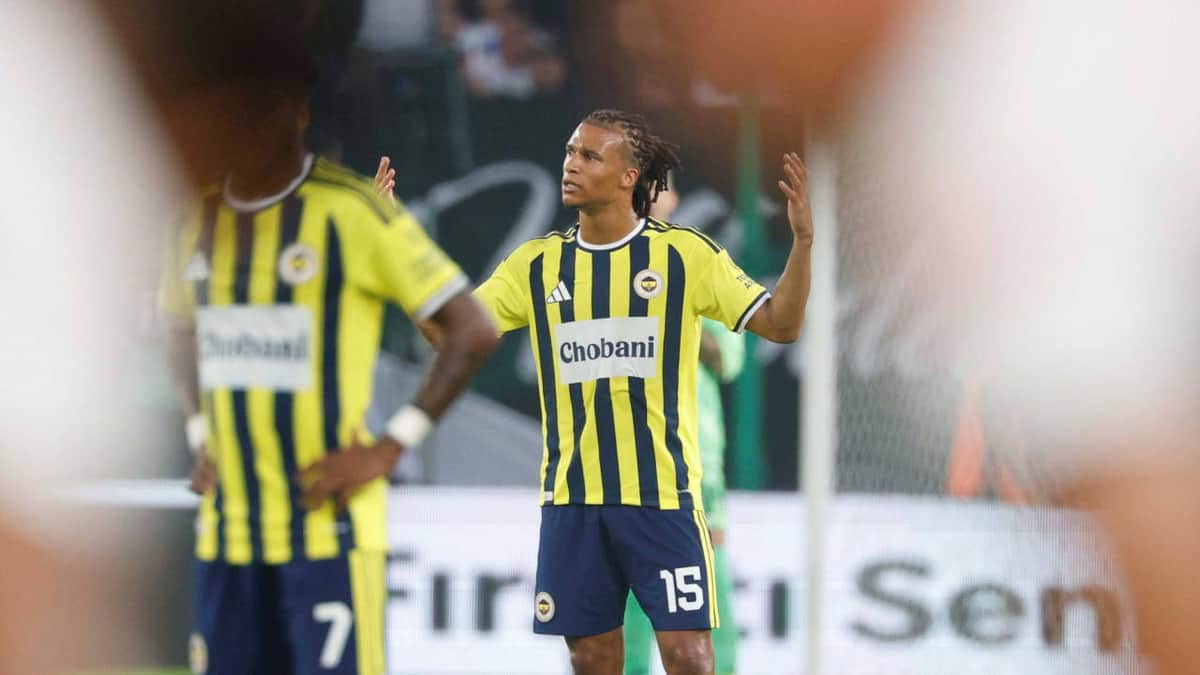 Fenerbahçeli Nathan Ake'den özeleştiri: 'Kendi kendimize maçı zorlaştırdık' Fenerbahçeli Nathan Ake'den özeleştiri: 'Kendi kendimize maçı zorlaştırdık'