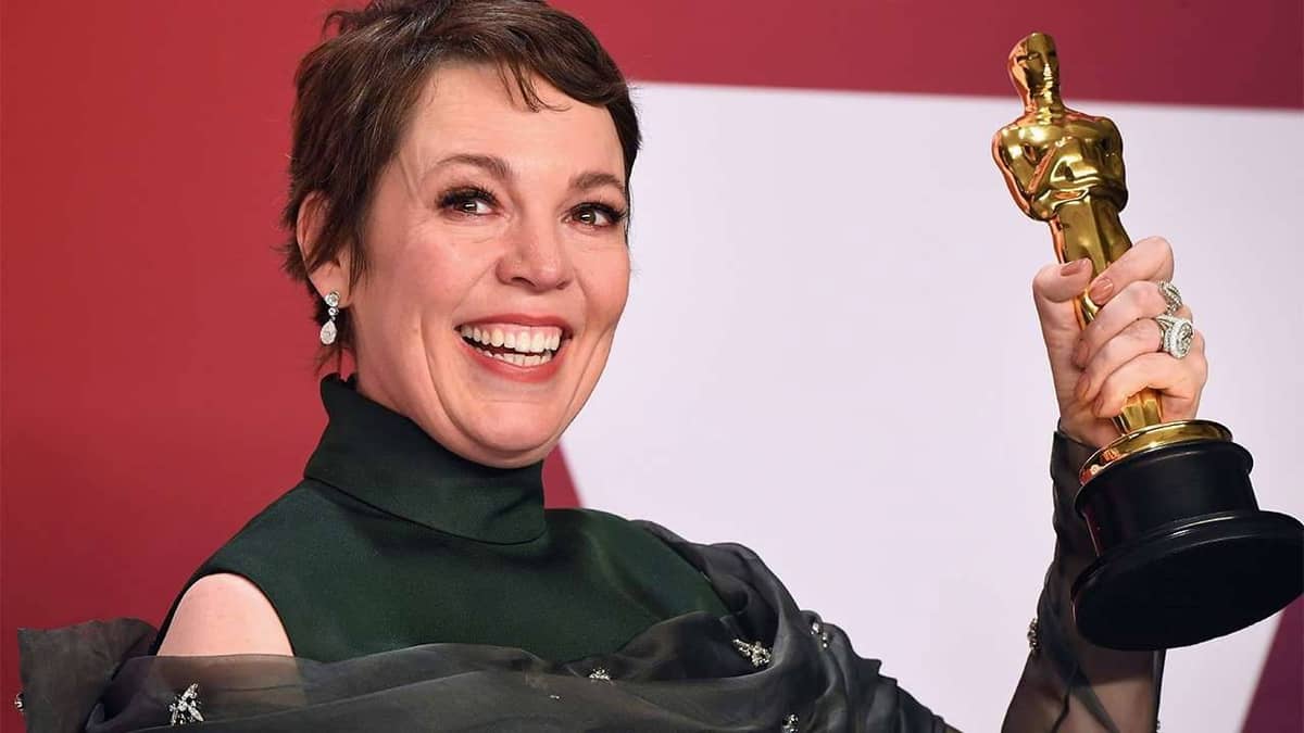 Meryl Streep ve Selena Gomez duyurdu: Olivia Colman Only Murders in the Building kadrosunda Meryl Streep ve Selena Gomez duyurdu: Olivia Colman Only Murders in the Building kadrosunda