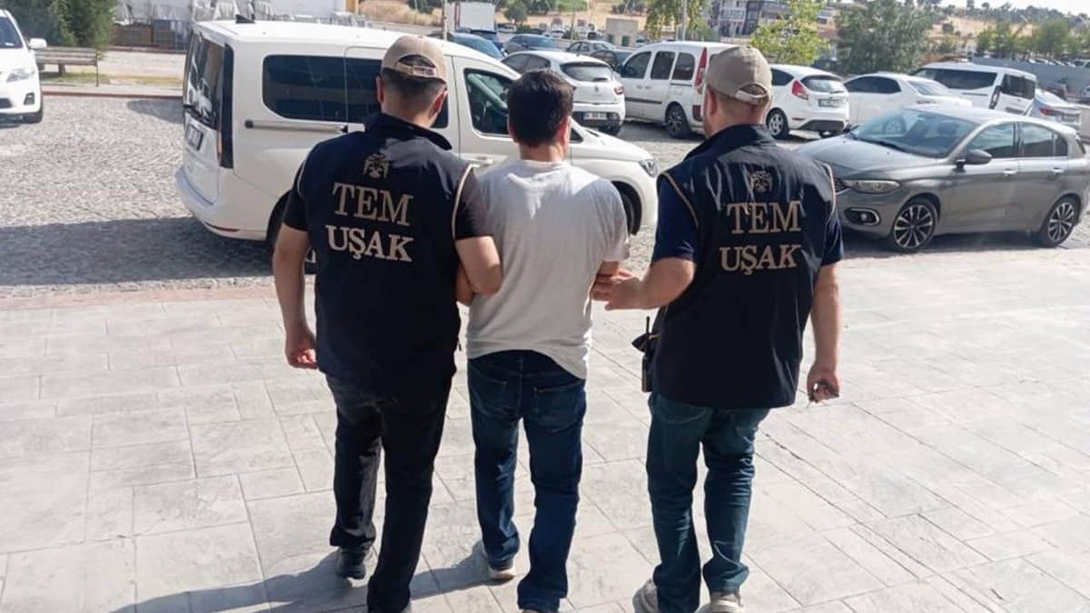 Uşak’ta FETÖ firarisi hükümlü yakalandı Uşak’ta FETÖ firarisi hükümlü yakalandı