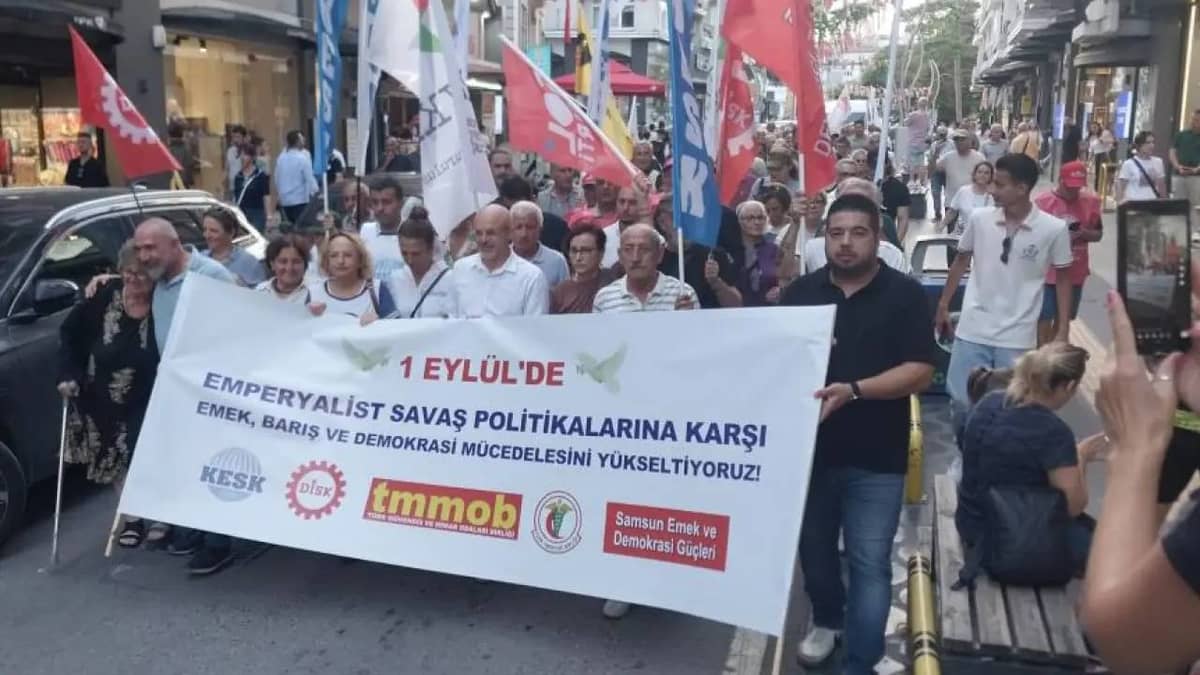 Samsun’da 1 Eylül çağrısı: ‘Kalıcı barış için demokrasi’ Samsun’da 1 Eylül çağrısı: ‘Kalıcı barış için demokrasi’