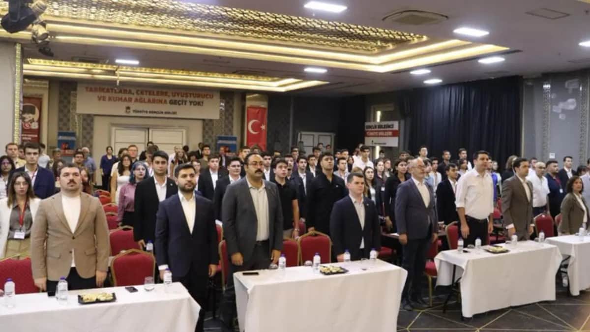 TGB 7. Olağanüstü Genel Kongresi'ni topladı: Mirza Çelik genel başkan seçildi TGB 7. Olağanüstü Genel Kongresi'ni topladı: Mirza Çelik genel başkan seçildi