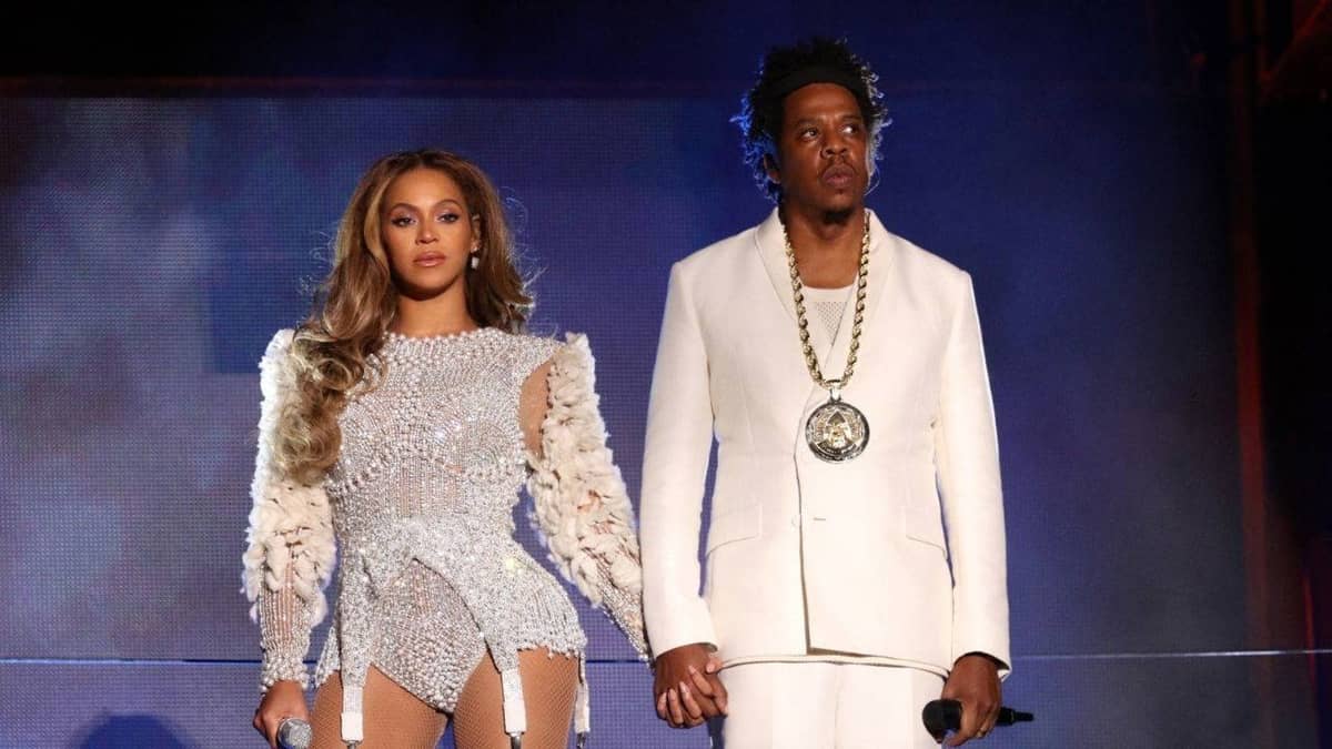 Beyonce ve Jay-Z'nin evine otomobille çarpan kişi tutuklandı Beyonce ve Jay-Z'nin evine otomobille çarpan kişi tutuklandı