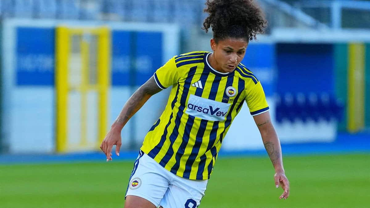 Fenerbahçe arsaVev, Şampiyonlar Ligi'ne veda etti Fenerbahçe arsaVev, Şampiyonlar Ligi'ne veda etti