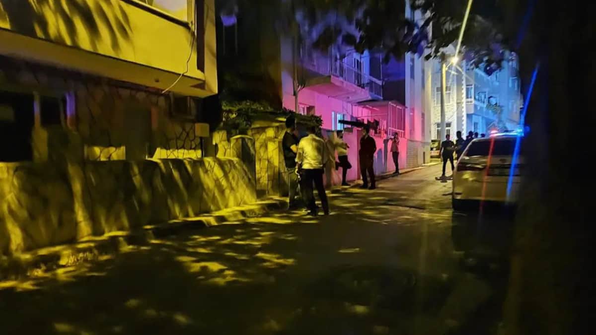 Kardeş kavgası cinayetle bitti: Ağabey, kardeşini öldürdü Kardeş kavgası cinayetle bitti: Ağabey, kardeşini öldürdü