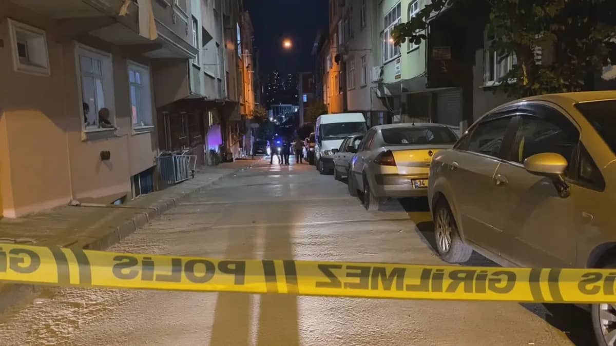 1'i çocuk 3 kişiyi silahla ağır yaraladı: Şüpheli yakalandı 1'i çocuk 3 kişiyi silahla ağır yaraladı: Şüpheli yakalandı