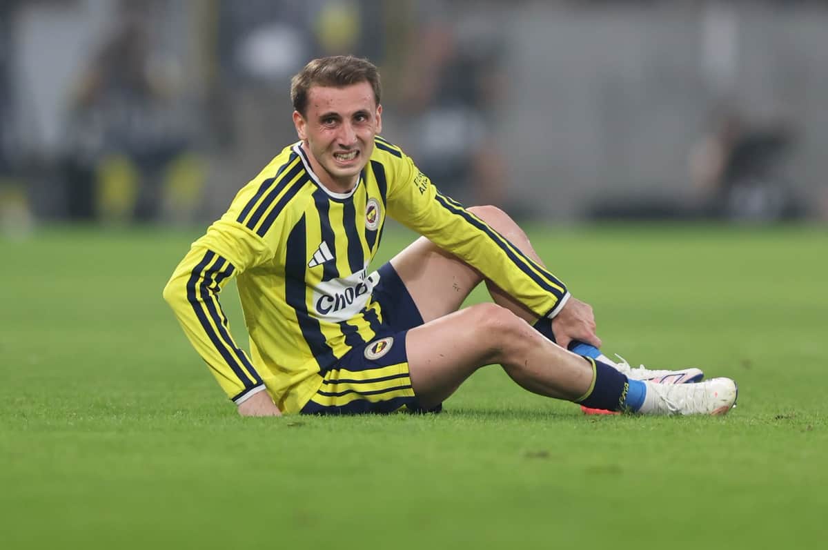 Fenerbahçe'de Kerem Aktürkoğlu'na büyük tepki var Fenerbahçe'de Kerem Aktürkoğlu'na büyük tepki var
