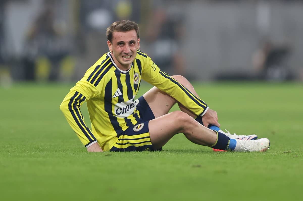 Fenerbahçe'de Kerem Aktürkoğlu'na büyük tepki var Fenerbahçe'de Kerem Aktürkoğlu'na büyük tepki var