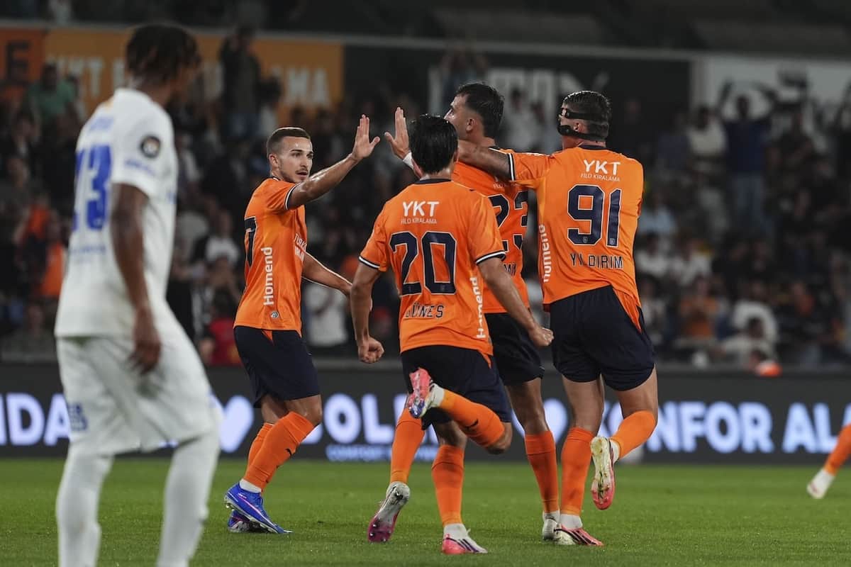 Başakşehir turu rövanşa bıraktı Başakşehir turu rövanşa bıraktı