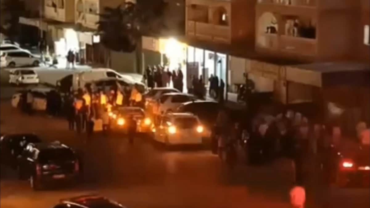 Trafik kazası bıçaklı kavgaya dönüştü: 3 yaralı Trafik kazası bıçaklı kavgaya dönüştü: 3 yaralı