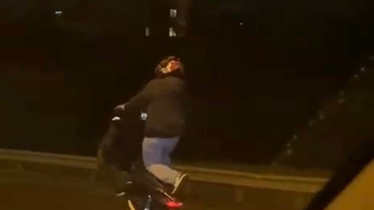 Motosikletiyle yaptığı hareketler pahalıya mal oldu Motosikletiyle yaptığı hareketler pahalıya mal oldu