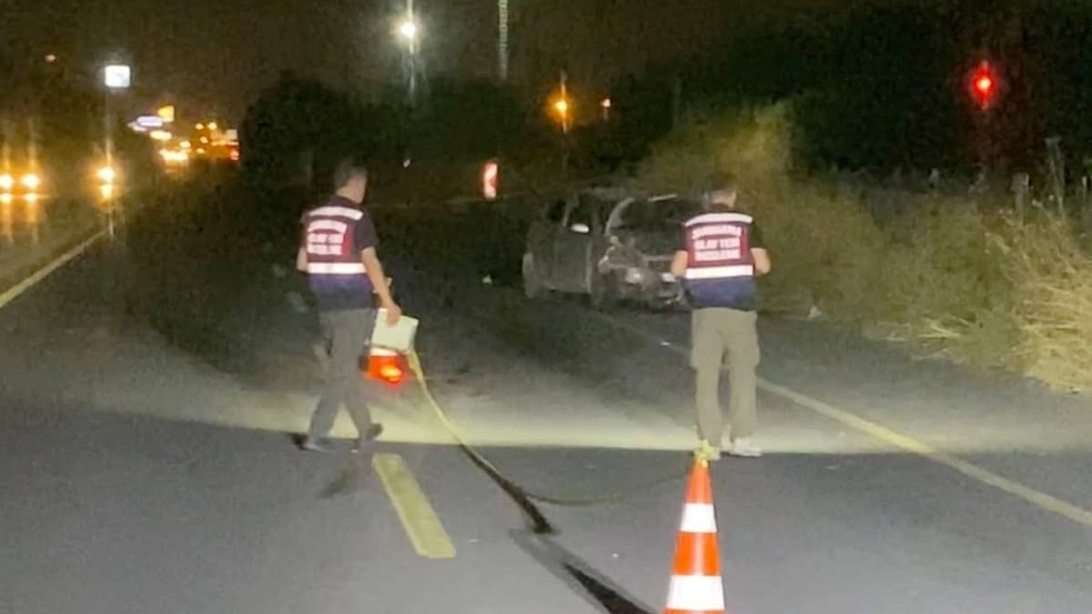 Aydın'da yolun karşısına geçmeye çalışan kadın feci şekilde can verdi Aydın'da yolun karşısına geçmeye çalışan kadın feci şekilde can verdi