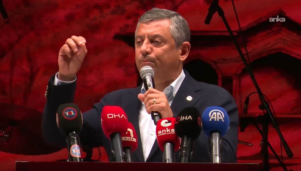 Özgür Özel talimatı doğrudan verdi: O anahtar Alevilere teslim edilsin Özgür Özel talimatı doğrudan verdi: O anahtar Alevilere teslim edilsin