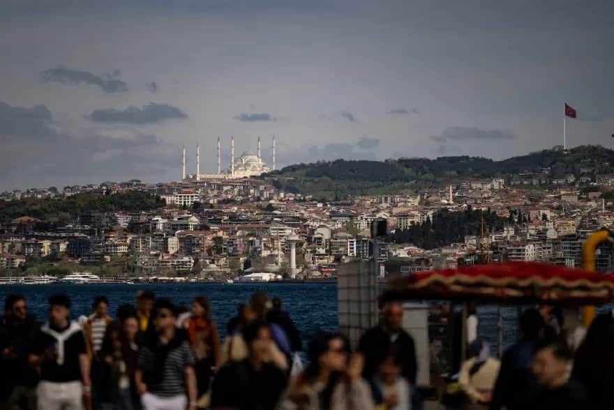Meteorolojiden İstanbul'a saat 03.00 uyarısı geldi Meteorolojiden İstanbul'a saat 03.00 uyarısı geldi
