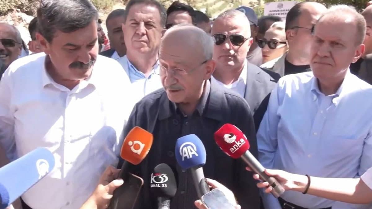 Kemal Kılıçdaroğlu Mersin'de soyunun nereden geldiğini açıkladı Kemal Kılıçdaroğlu Mersin'de soyunun nereden geldiğini açıkladı