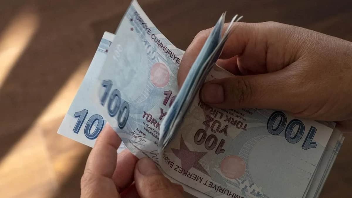 Şartları sağlayana 5 yıl erken emeklilik piyangosu: Yıllardır beklenen tarih belli oldu Şartları sağlayana 5 yıl erken emeklilik piyangosu: Yıllardır beklenen tarih belli oldu