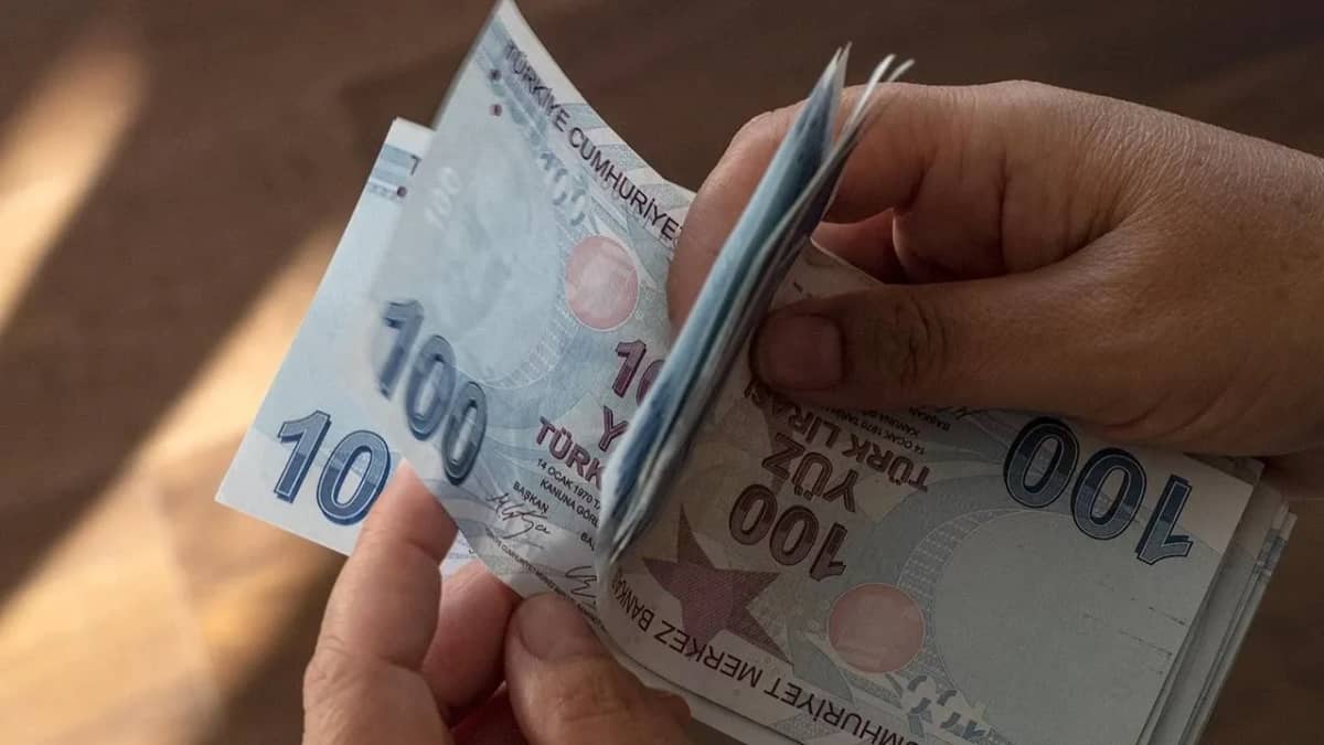 Şartları sağlayana 5 yıl erken emeklilik piyangosu: Yıllardır beklenen tarih belli oldu Şartları sağlayana 5 yıl erken emeklilik piyangosu: Yıllardır beklenen tarih belli oldu