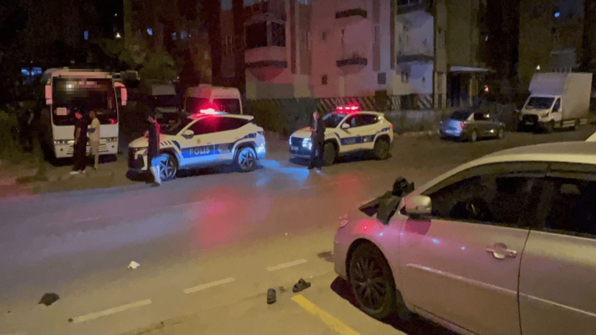 baba-oğul arasında kanlı kavga: 2 kişi yaralandı baba-oğul arasında kanlı kavga: 2 kişi yaralandı