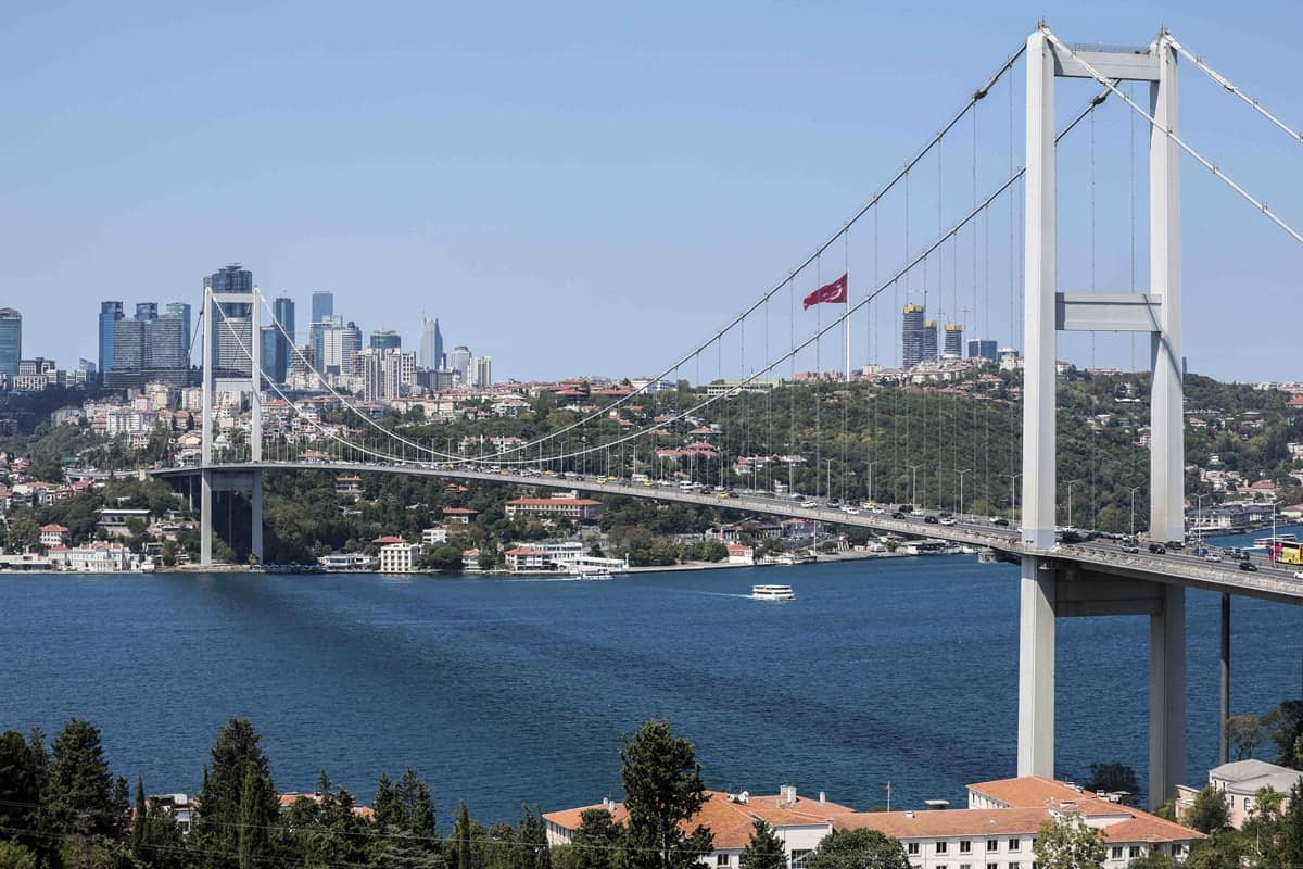 Köprü ve otoyolların özelleştirme kararı mahkemeye taşındı Köprü ve otoyolların özelleştirme kararı mahkemeye taşındı