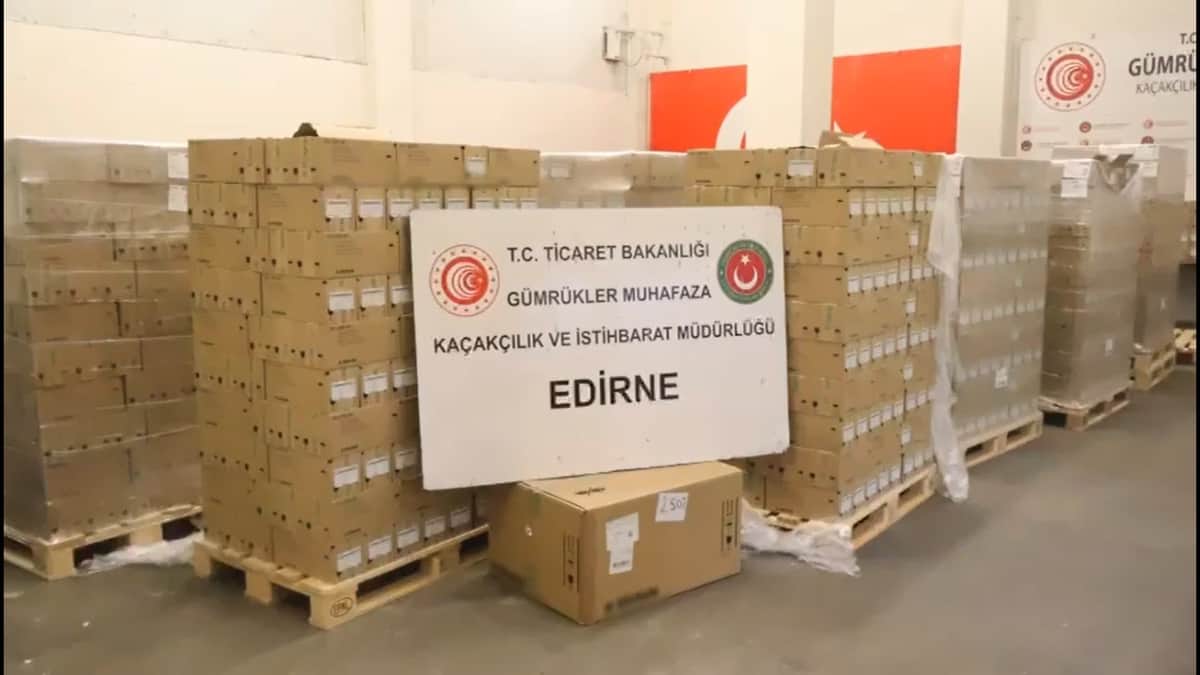 Piyasa değeri 9 milyon! Gümrük kapısında ele geçirildi Piyasa değeri 9 milyon! Gümrük kapısında ele geçirildi