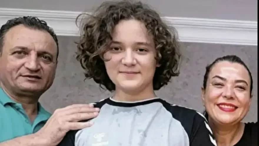 Kahramanmaraş'taki okul saldırısı davasında tutuklu anneye tahliye kararı Kahramanmaraş'taki okul saldırısı davasında tutuklu anneye tahliye kararı