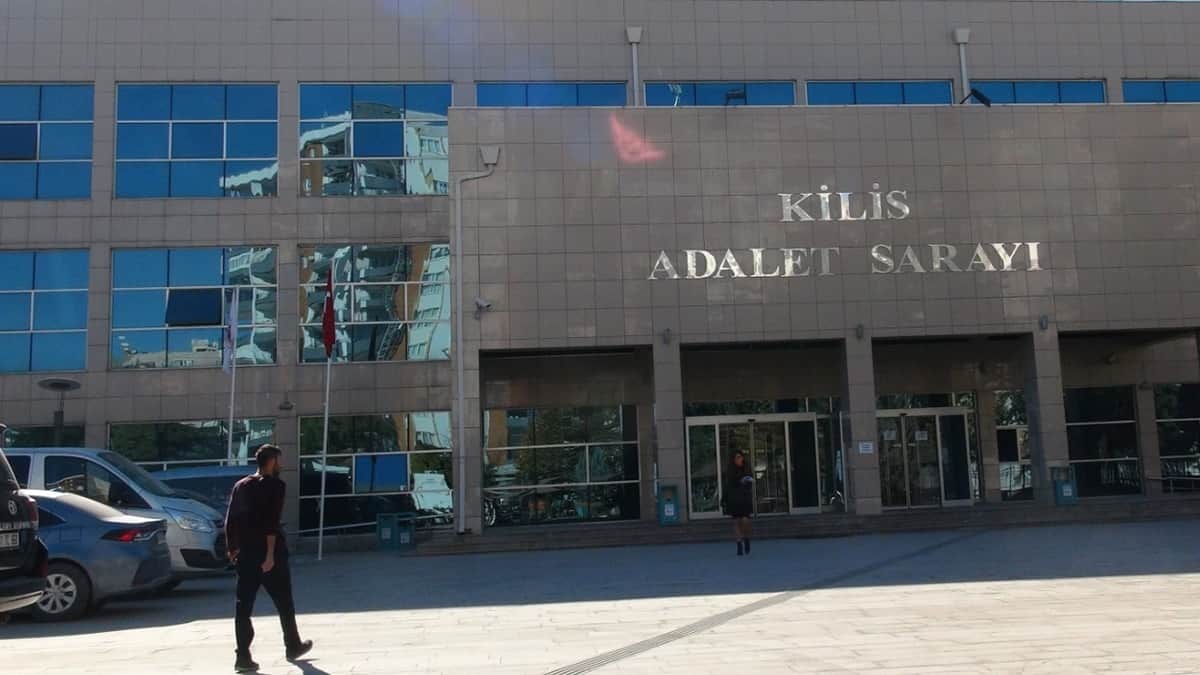 Düğün sonrası bağ evinde tabanca can aldı Düğün sonrası bağ evinde tabanca can aldı