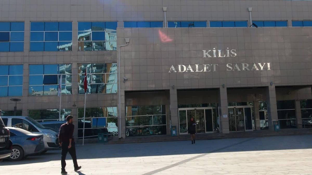 Düğün sonrası bağ evinde tabanca can aldı Düğün sonrası bağ evinde tabanca can aldı