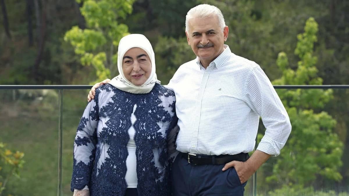 Binali Yıldırım denizcilik şirketlerini eşine devretti Binali Yıldırım denizcilik şirketlerini eşine devretti